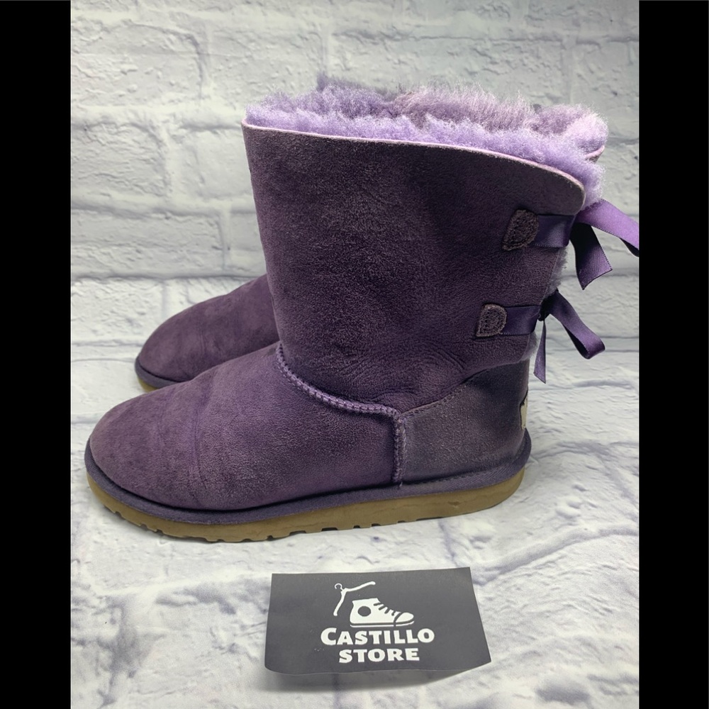 UGG boots Bailey Sz. 5 women winter purple